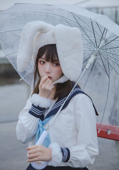 邻居家的妻子